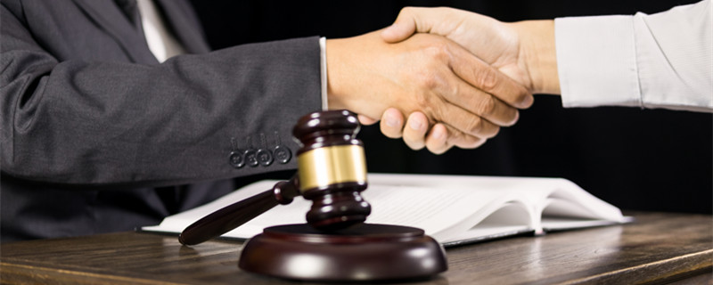 根据规定强行辞退员工怎么赔偿 根据规定强行辞退员工要如何赔偿