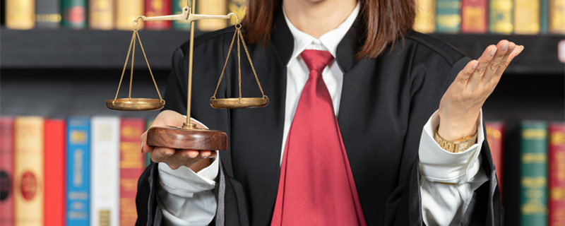 劳动仲裁打官司需要多少钱是固定的吗 打劳动仲裁的官司费用由谁承担