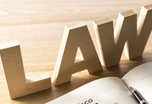 如何区分劳动仲裁和经济仲裁 劳动仲裁和经济仲裁的区别