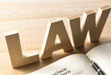 没被公司辞退让员工主动离职有补偿金吗 公司主动辞退员工要赔偿吗