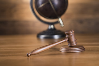 劳动假名仲裁经济补偿的标准是什么 劳动假名仲裁经济补偿的标准是哪些