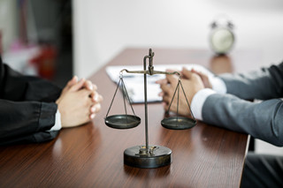 违反劳动合同一般扣多少违约金 劳动合同违约金一般是多少