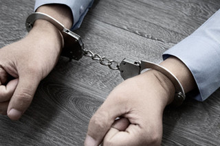 劳动者被判刑期间劳动关系如何处理 劳动者被判刑期间劳动关系应当如何处理