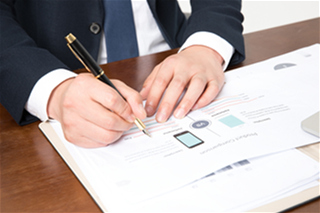 劳动合同只约定员工违约赔偿可以吗 合同可以只约定员工违约赔偿吗