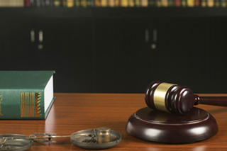 单位不服劳动仲裁可以起诉吗 公司劳动仲裁不服起诉可以吗