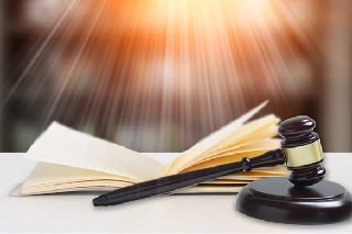 劳动合同违约金的赔偿金额是多少 劳动合同违约赔偿金金额