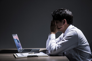 法律规定公司倒闭先赔偿谁 法律规定公司倒闭了要先赔偿谁