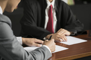 签劳动合同后的违约金是多少 签了劳动合同违约金是多少