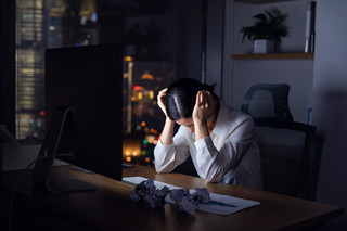 加班工资计算当天工资的三倍吗 加班工资三倍是算当天的工资吗