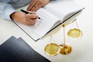 接受劳务方赔偿侵权责任是什么 劳务关系如何承担侵权责任