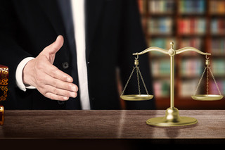 劳动仲裁审理多久出裁决 劳动仲裁审理后多久出裁决书
