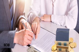 买二手房首付了人跑了怎么办 购买二手房给了首付了人跑了怎么处理