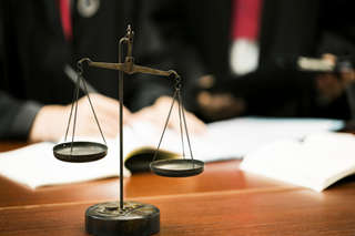 起诉后物业纠纷开庭流程是什么 民事案件开庭流程是怎样的