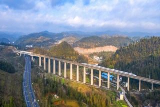 高速公路错过出口倒车处罚是怎样的 哪些违章行为会被扣12分